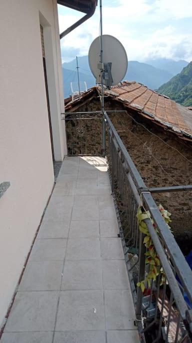 Como Lake - Quiet House Morbio Exterior foto